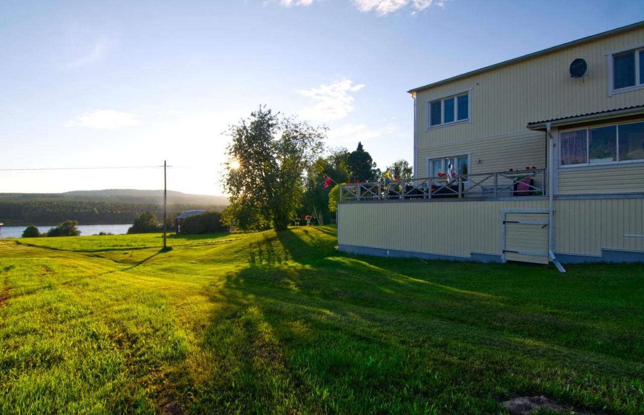 Villa Sisu Överkalix エクステリア 写真